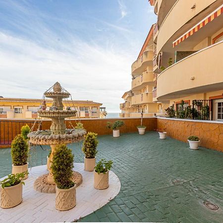 797 Holiday Rentals- Piso Con Amplia Terraza A Solo 1 Min De La Playa Benalmadena Ngoại thất bức ảnh
