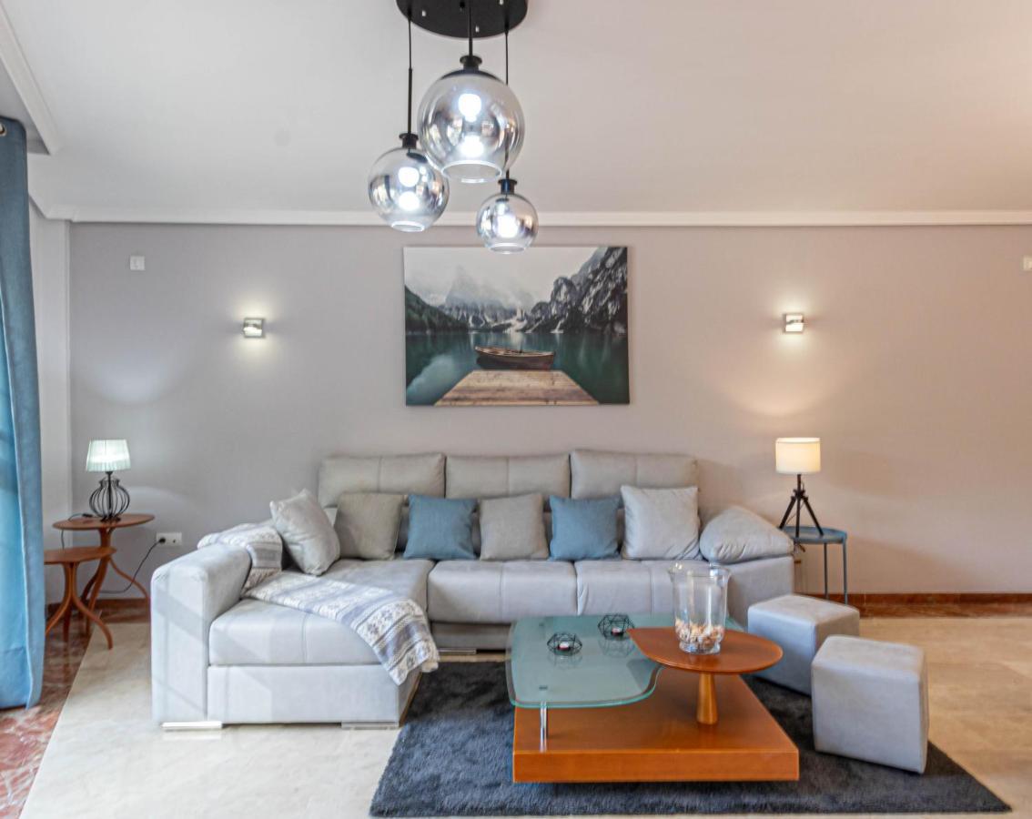 797 Holiday Rentals- Piso Con Amplia Terraza A Solo 1 Min De La Playa Benalmadena Ngoại thất bức ảnh
