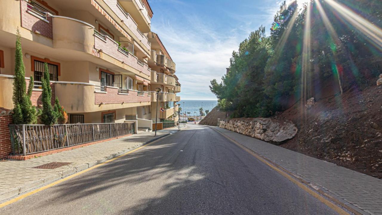 797 Holiday Rentals- Piso Con Amplia Terraza A Solo 1 Min De La Playa Benalmadena Ngoại thất bức ảnh